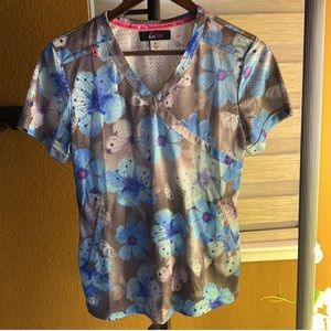 Koi Lite Scrub Top Size Small